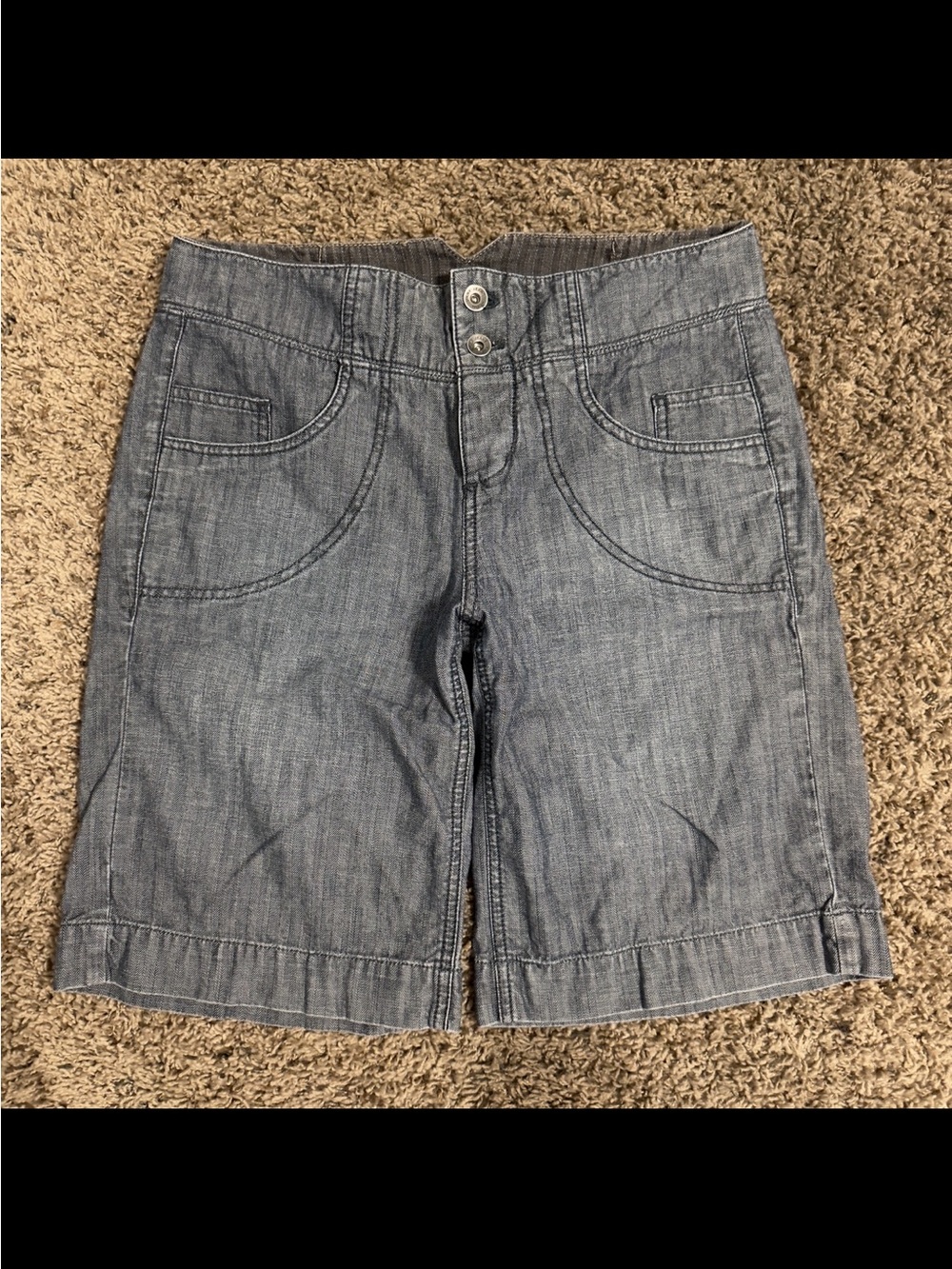 Adorable Chunky DKNY Shorts